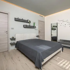 https://241-camera-nord-est-affittacamere-sara-home-chiavari.hotelitalianriviera.com